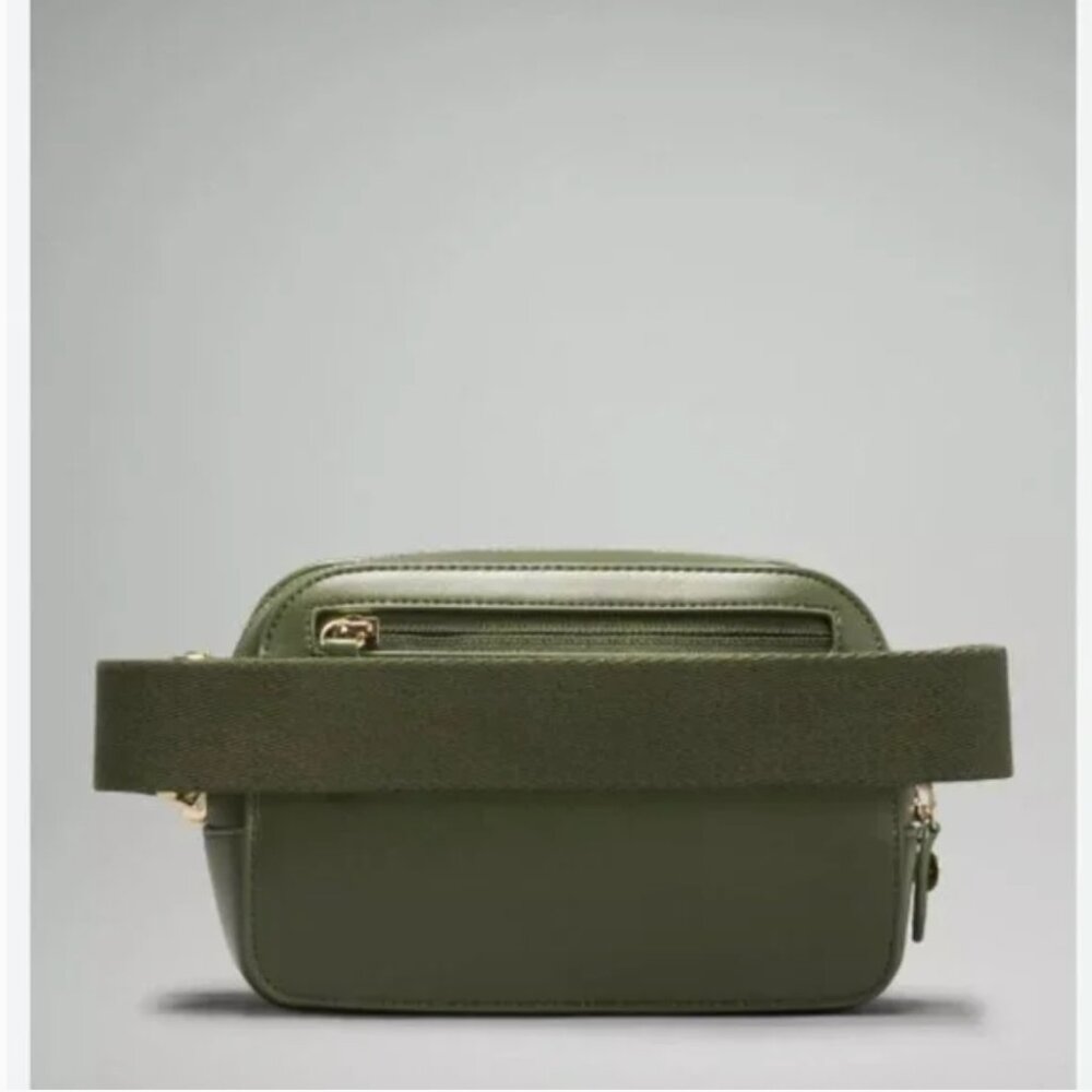 Lululemon | Everywhere Belt Bag 1L Leather Alternative NWT - Picture 11 of 13